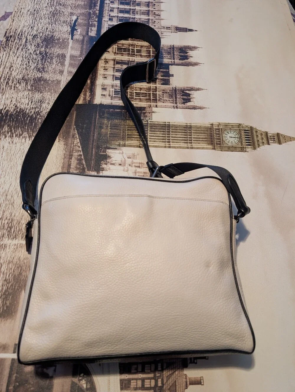 Coach pre owned